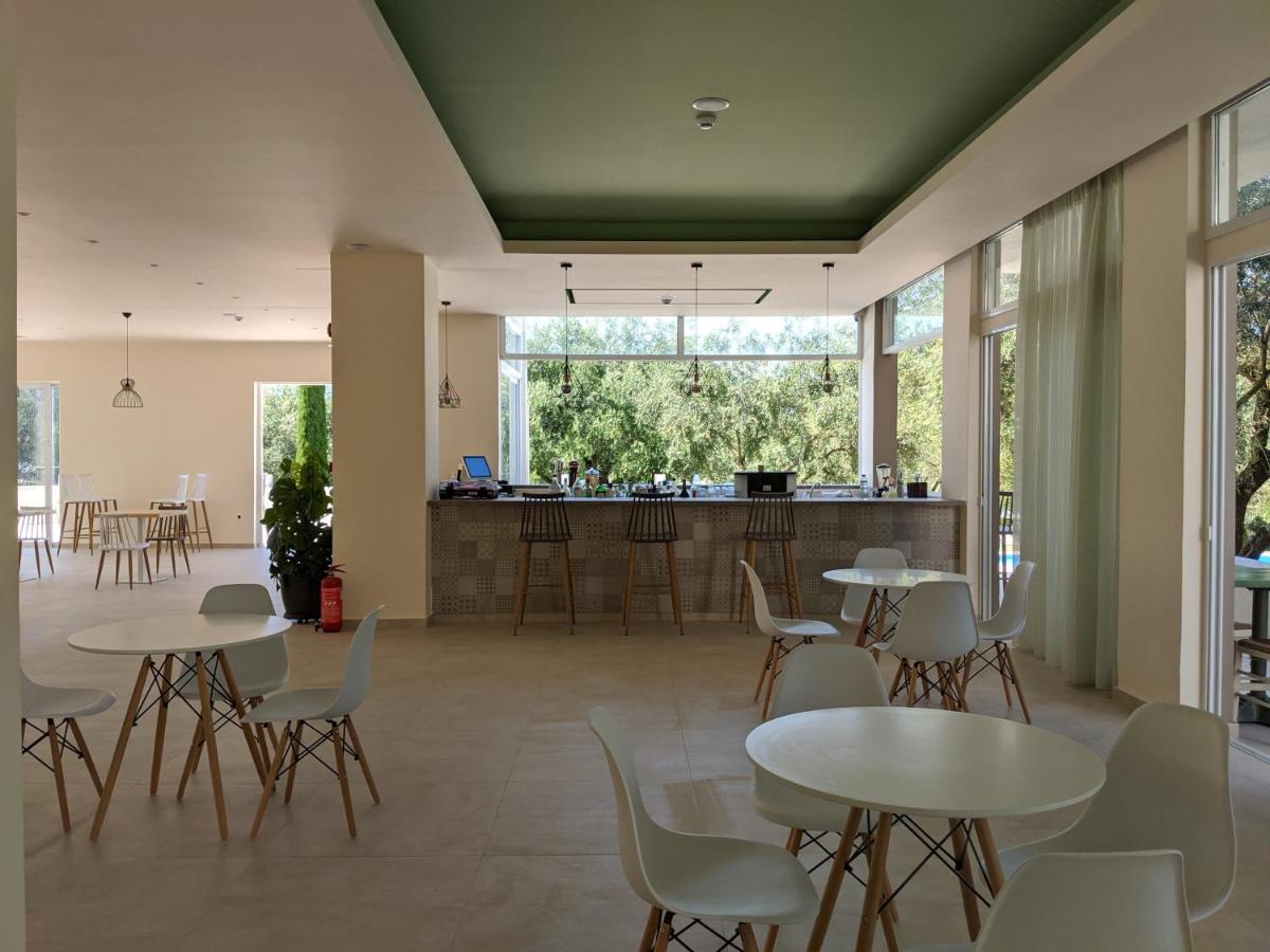 Suitetrails - Saint Nicholas Hotel