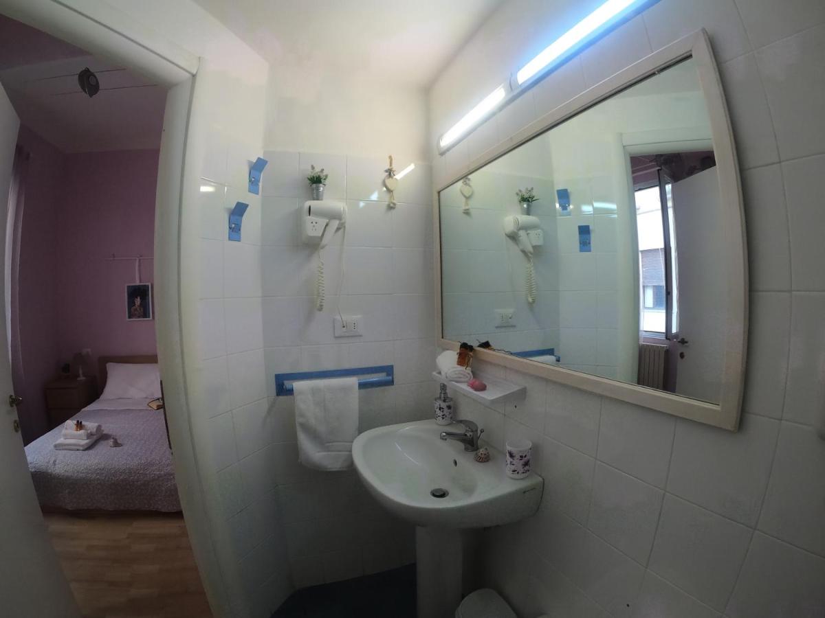 Valerie - Housity