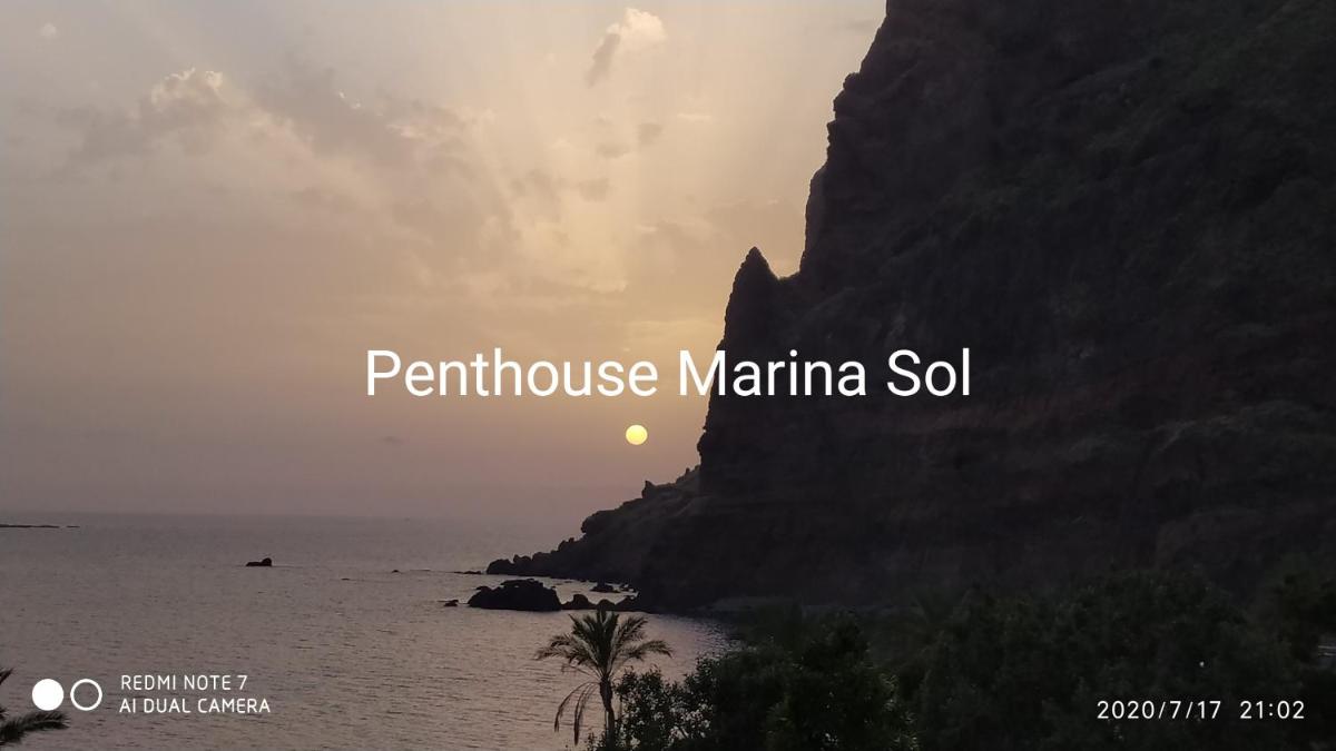 Penthouse Marina Sol - Housity