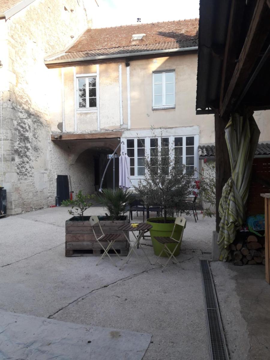 Gites Rural De La Douix - Housity