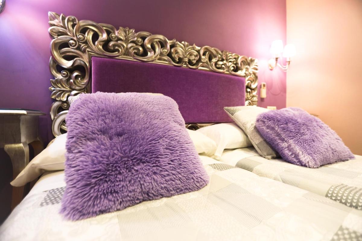 Hostal Goya Suites - Housity