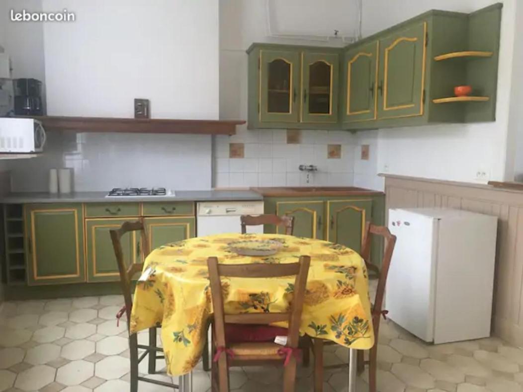 Gîte, maison de campagne à la ferme - Housity