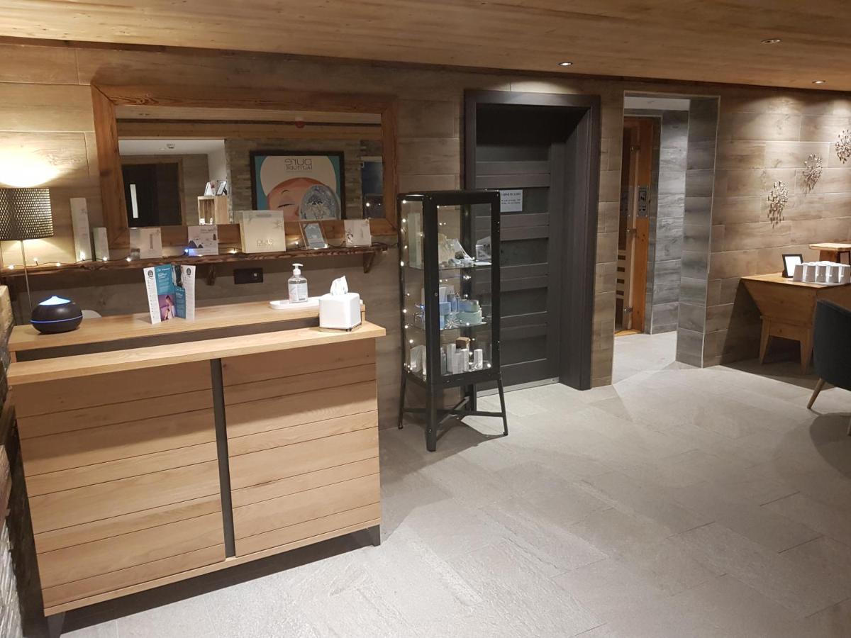 Cuisine ou kitchenette dans l'établissement Chalet Marano Restaurant & Spa