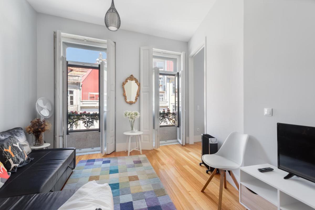 Mouzinho 244 - Porto Houses & Suites - Housity