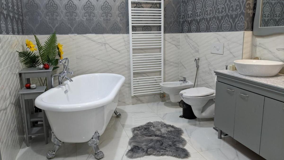 İsa Begov Hamam Hotel - Housity