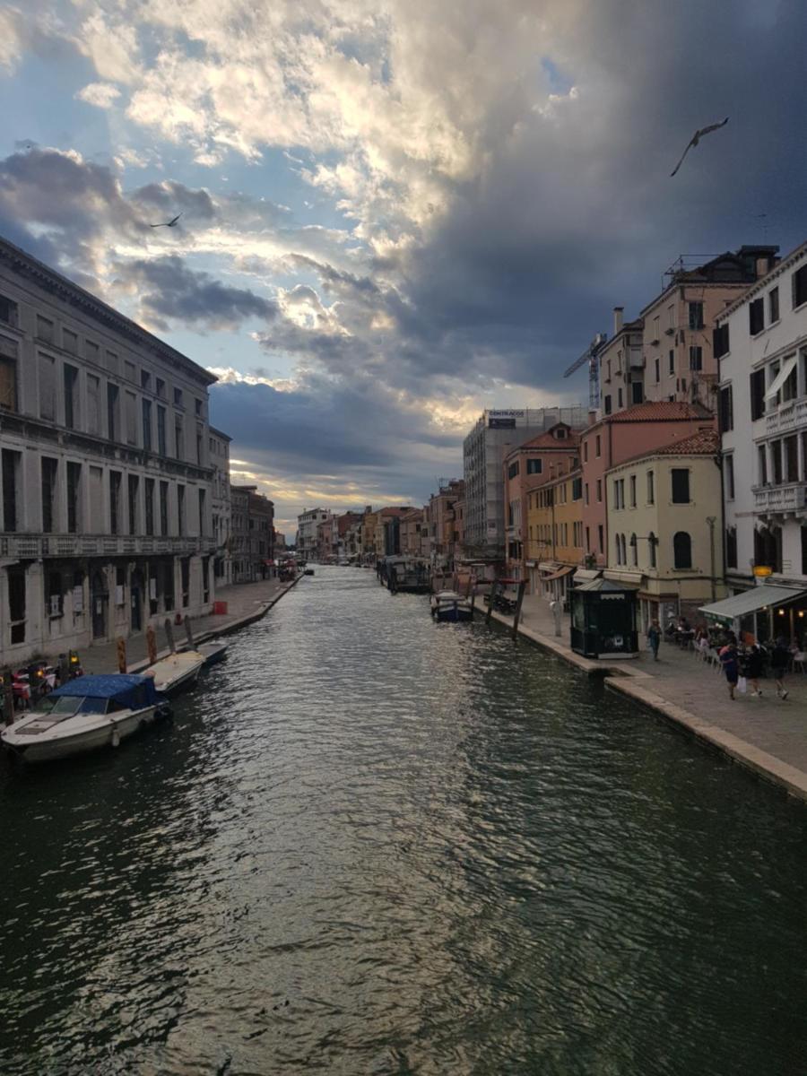 Calle Rielo great canal view - Housity
