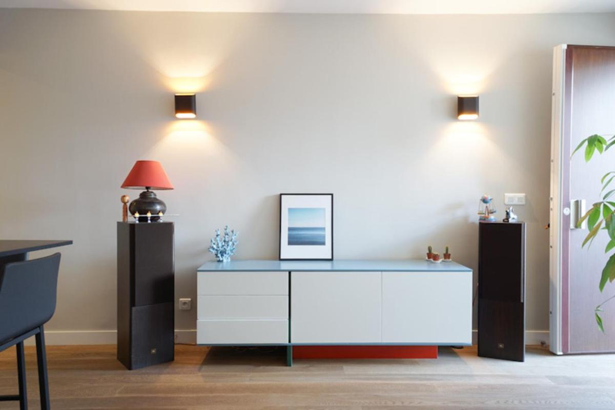 Charming Apt Close To The Cartier Foundation - Housity