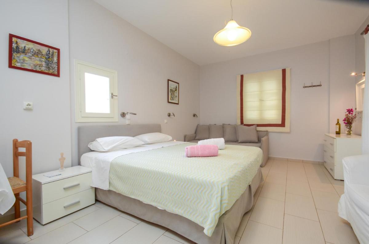 Ydreos Studios & Apartments - Housity