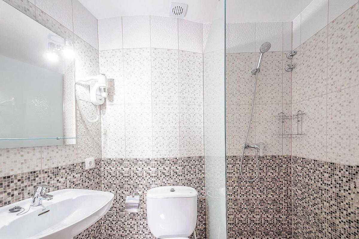 Hotel Silvia - Housity
