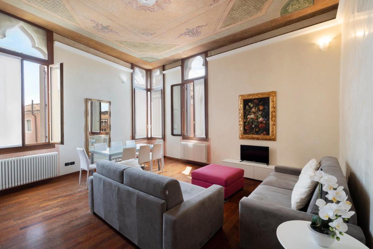 Suitetrails - Doge Morosini Palace