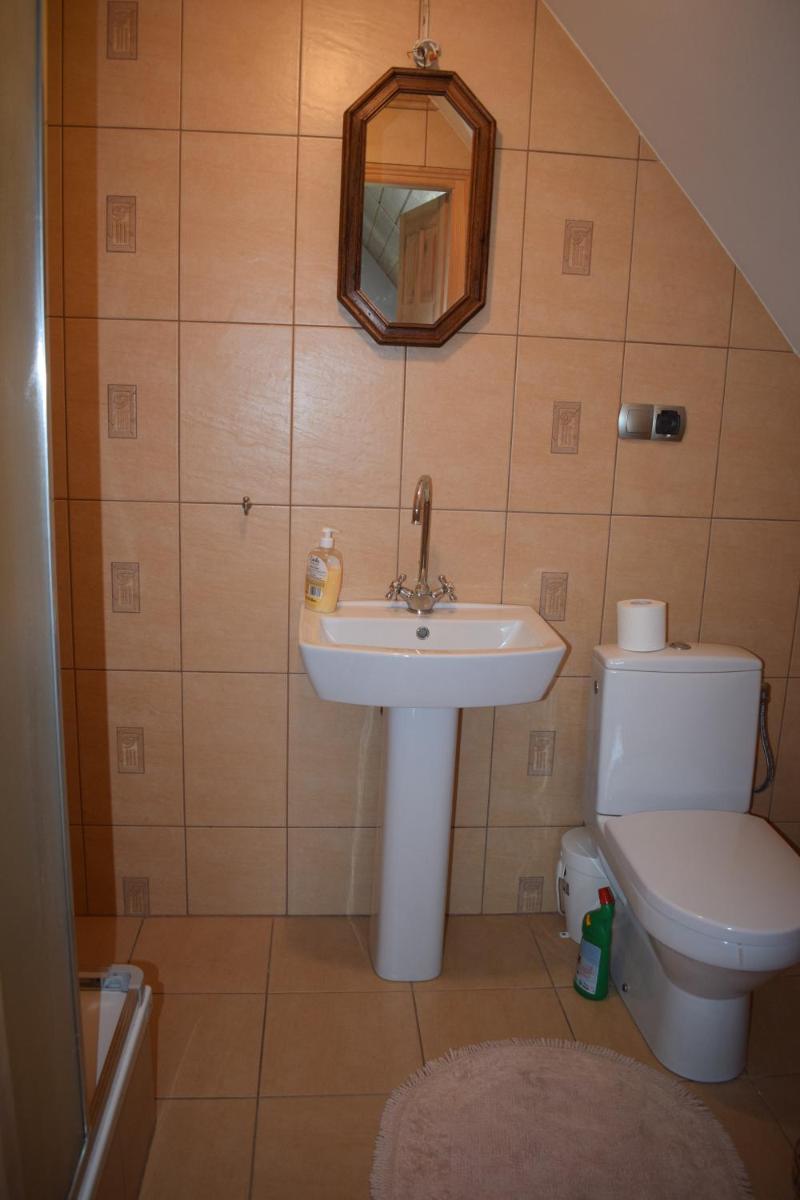Dworek Boczenka - Housity