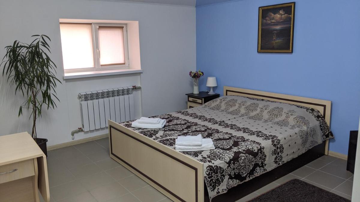 Хостел НА ПОДОЛІ - Housity