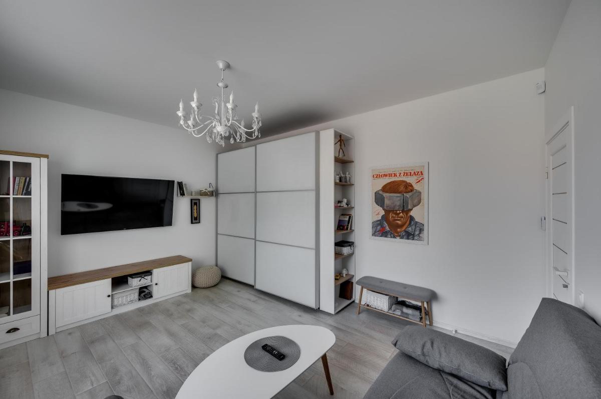 Suitetrails - White apartment scandinavian style