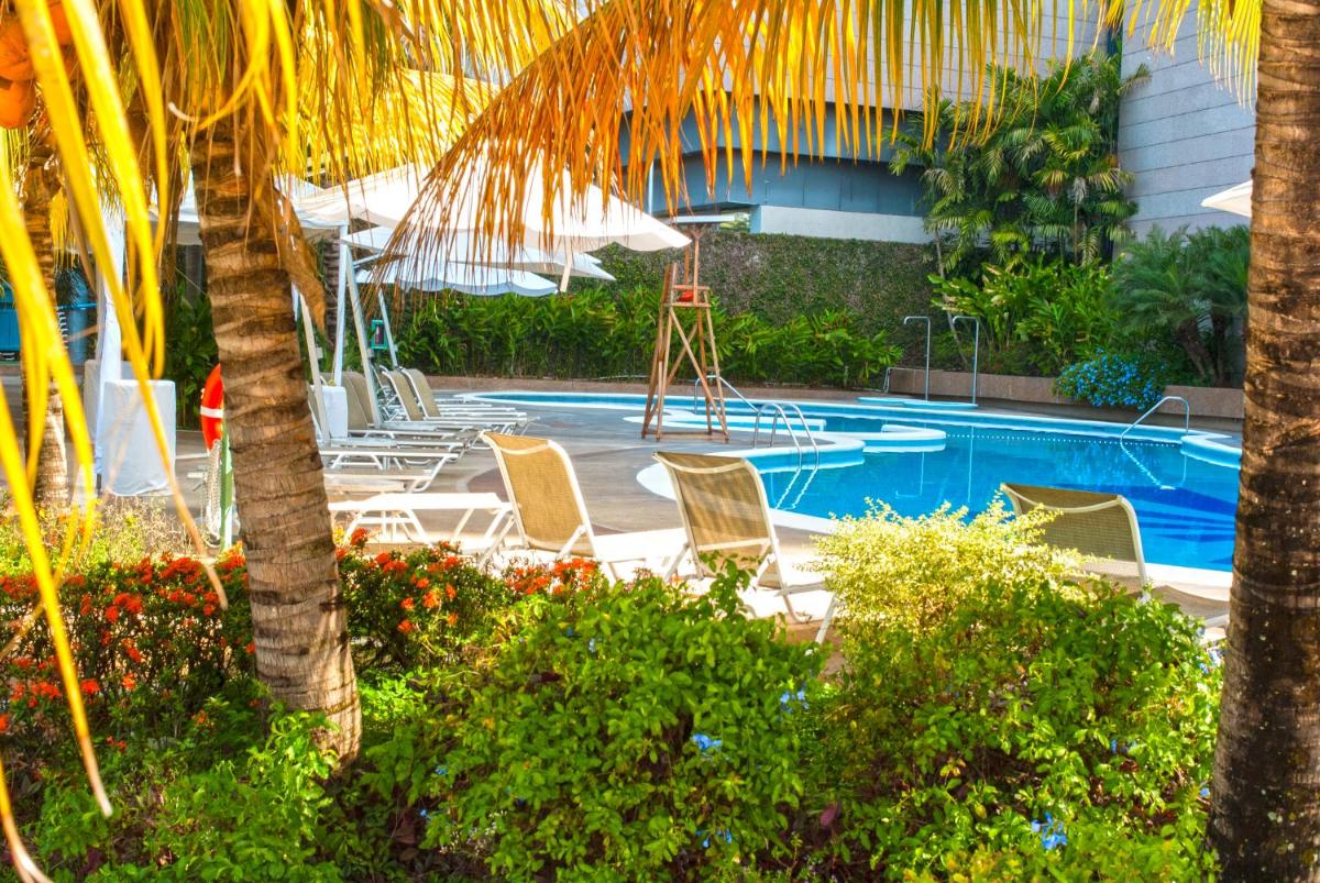 Hesperia WTC Valencia - Housity