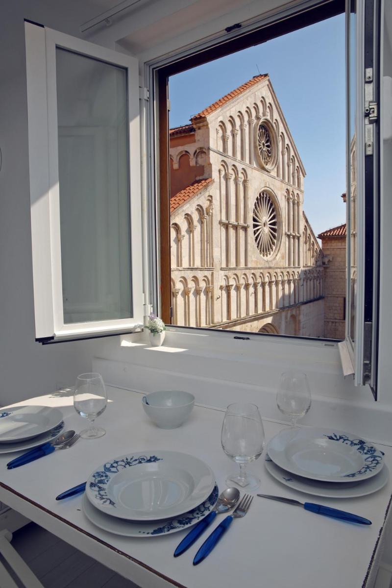 Central Apartments Integrated Hotel - Housity