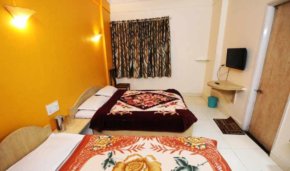 Suitetrails - Hotel Amir Lodge