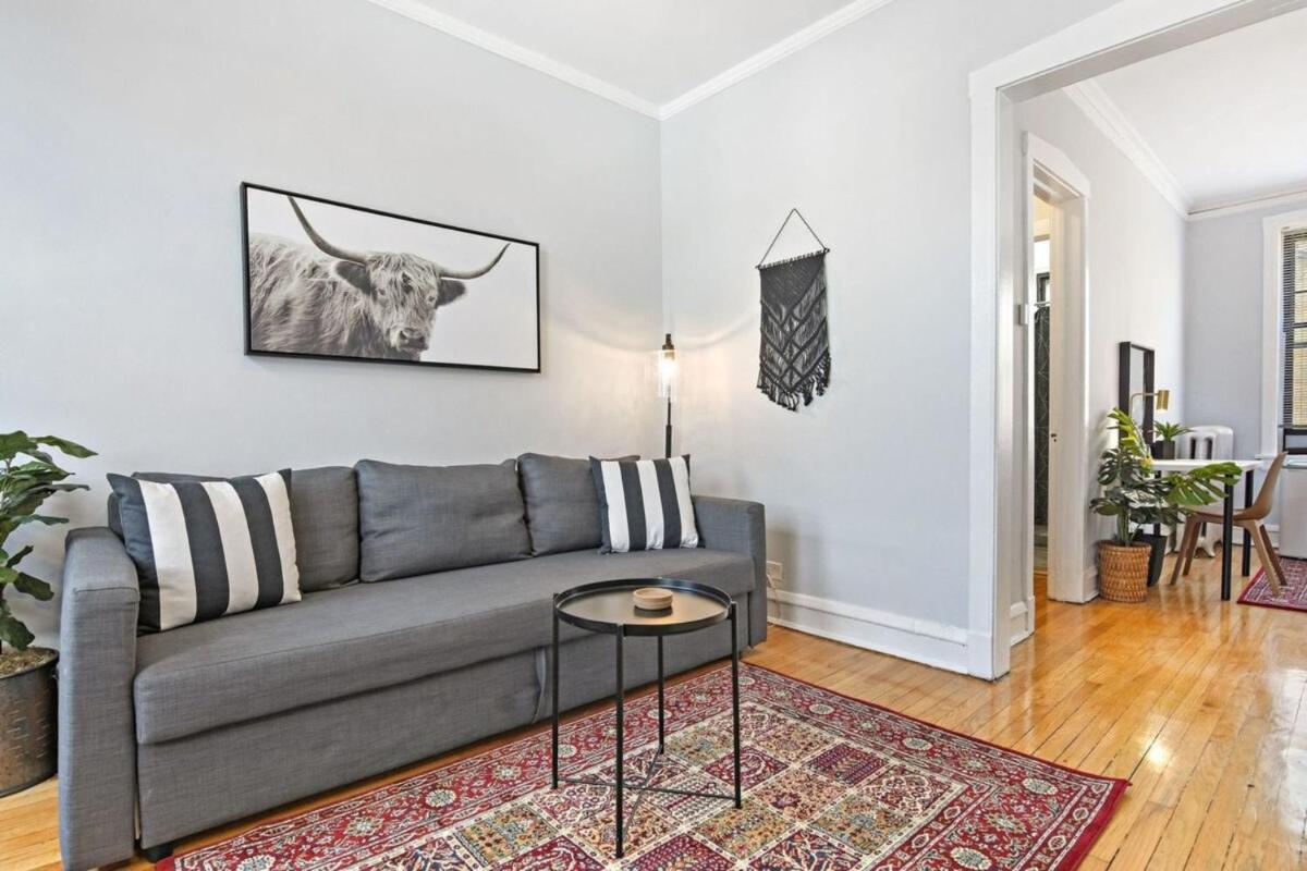 1BR Modern Apt close to Shops & Restaurants - Belmont C6 - Housity