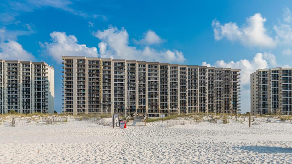 Phoenix VII by Brett-Robinson Vacations - Housity