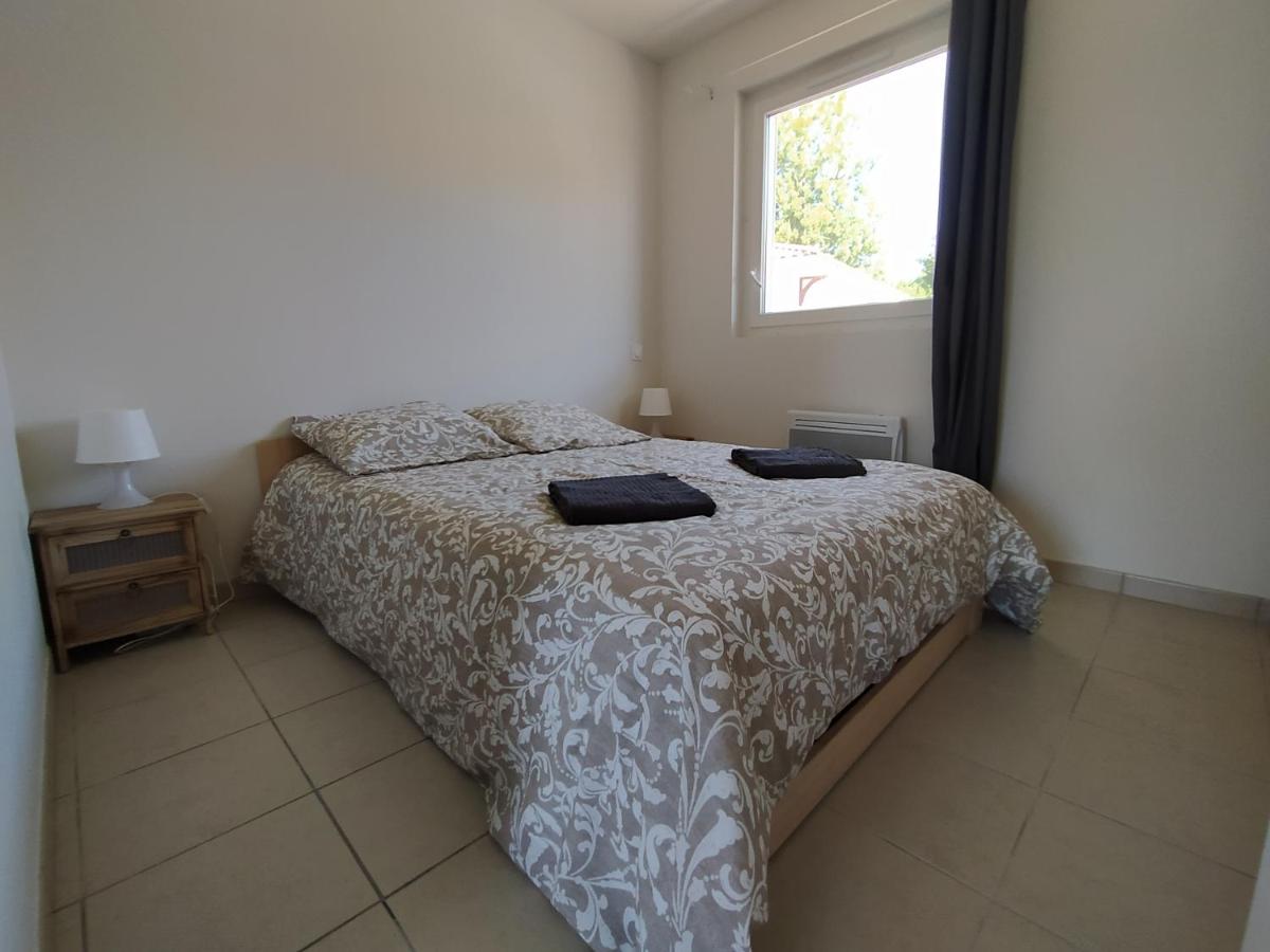 Bella Villa proche Océan, parking, lits faits, serviettes - Housity