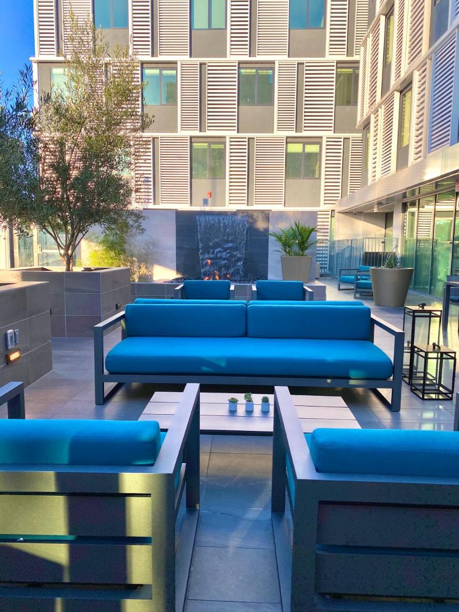 Hotel Mariposa - Housity