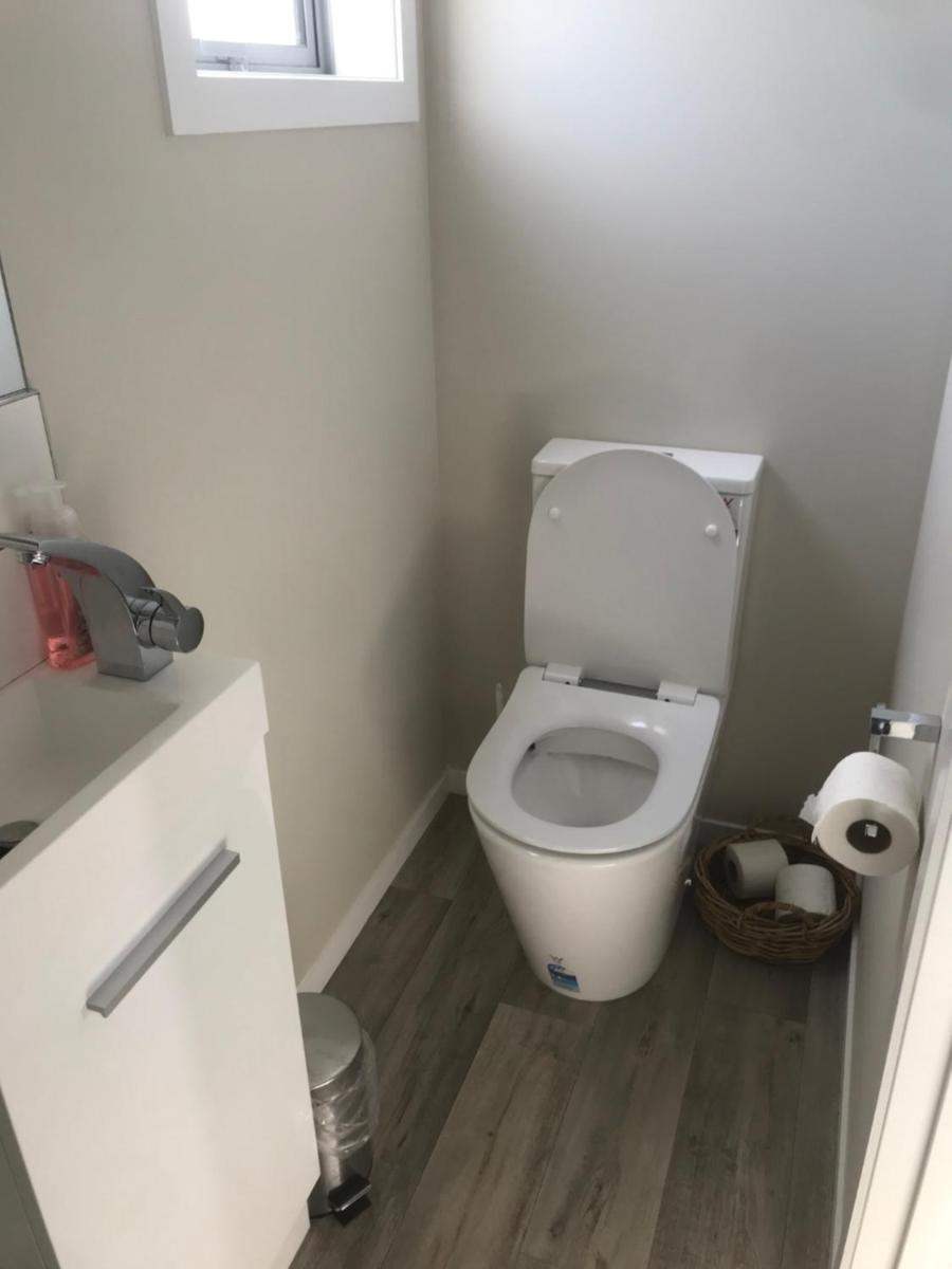 DELBROOK POINT COZY-STUDIO - Housity