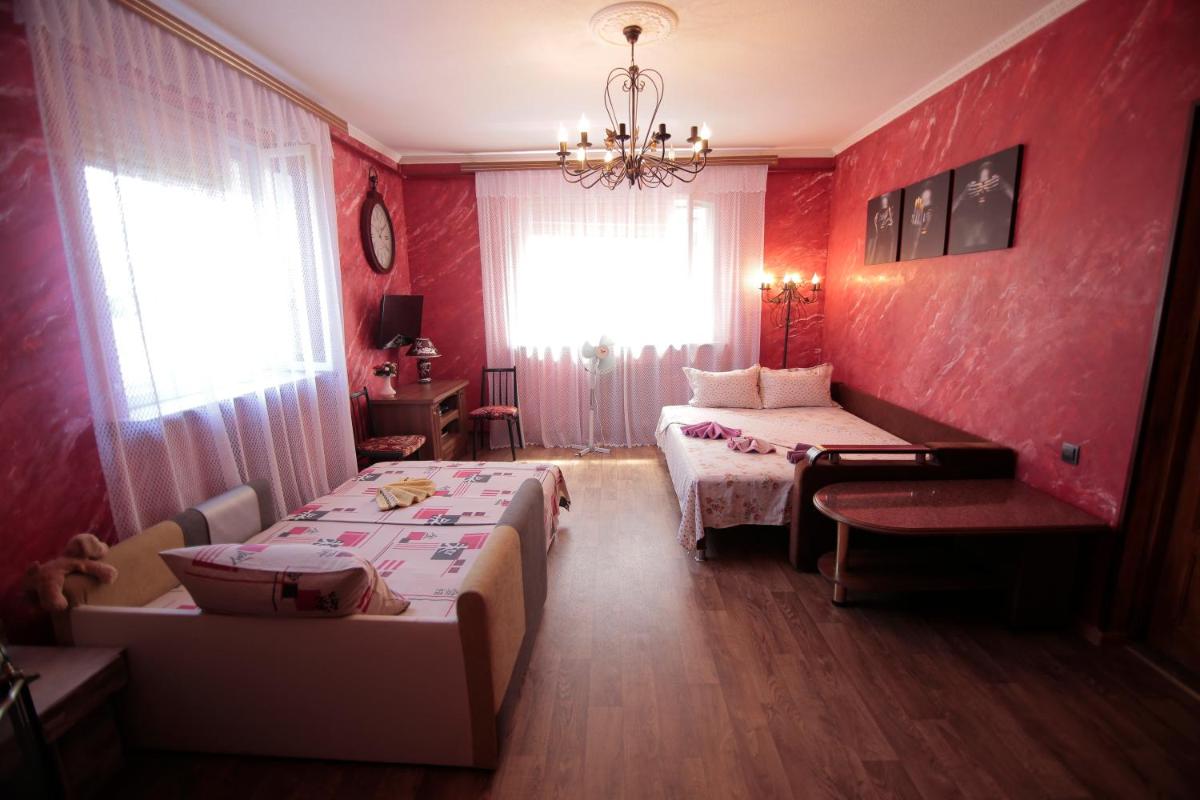 Guest House Kamenny Dom - Housity