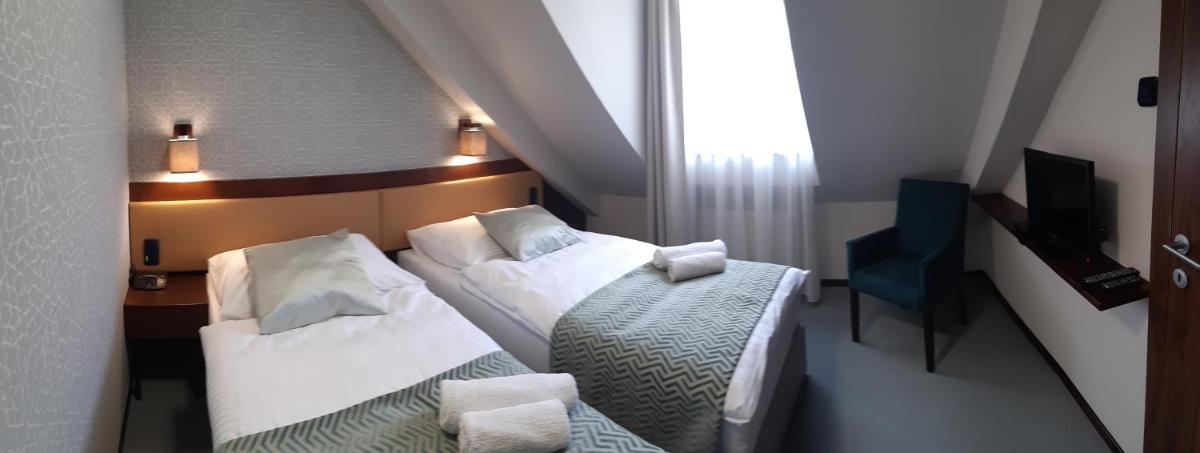 Suitetrails - LONDON Boutique hotel & Restaurant