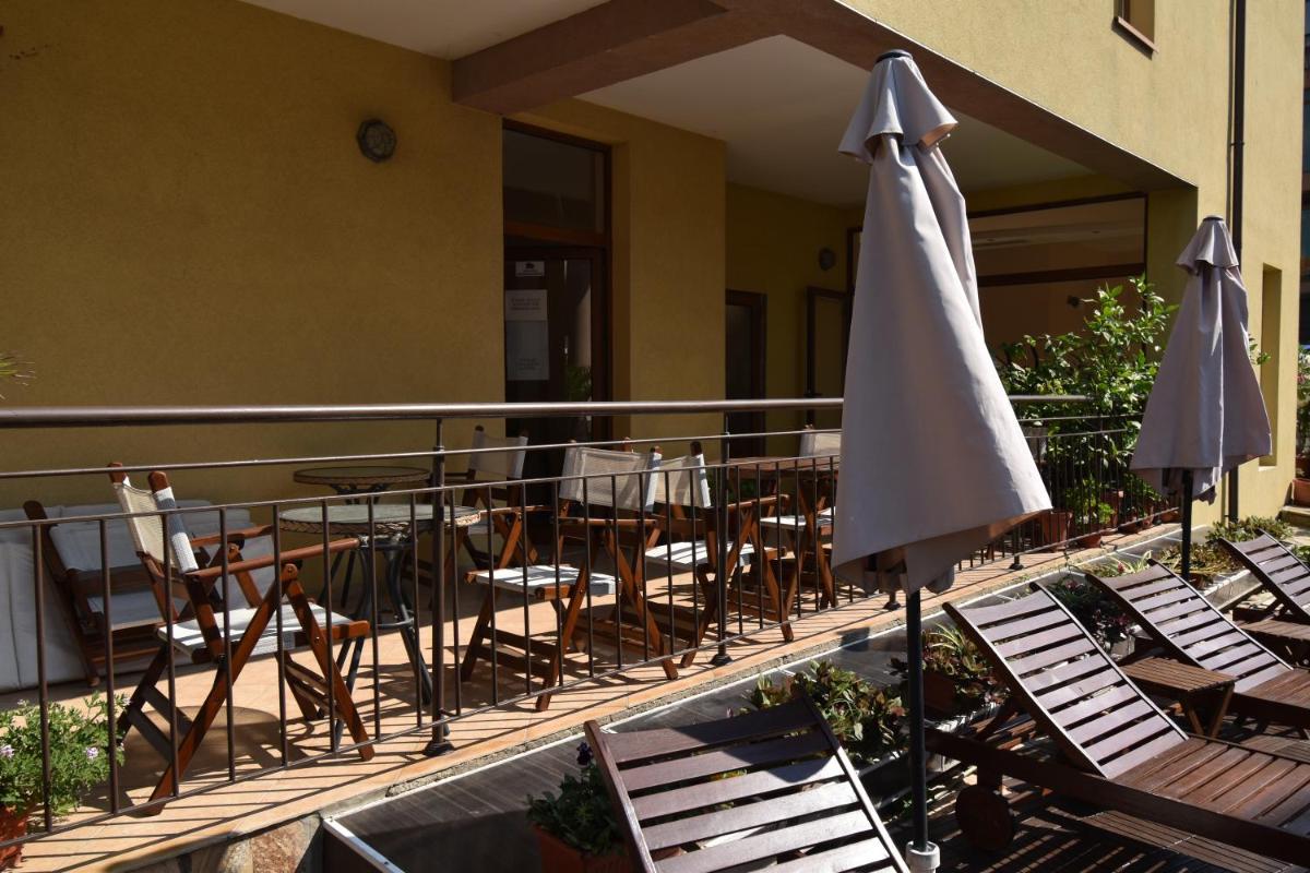 Kandrovi Sozopol - Housity