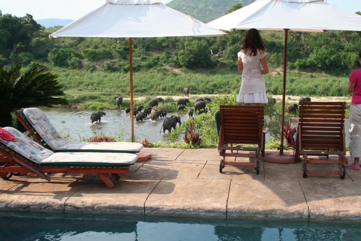 Suitetrails - Khandizwe Kruger Villa