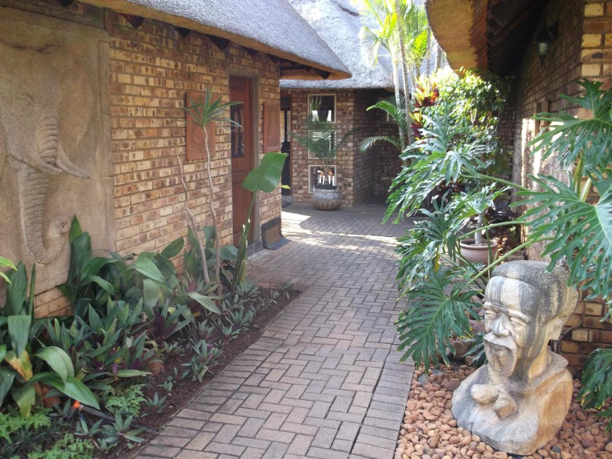 Suitetrails - Khandizwe Kruger Villa