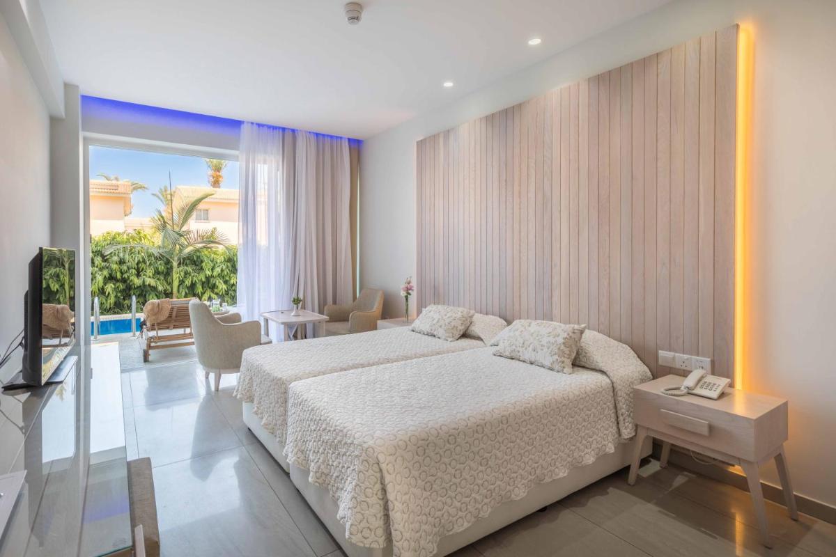 Tasia Maris Beach Hotel - Adults Only - Housity