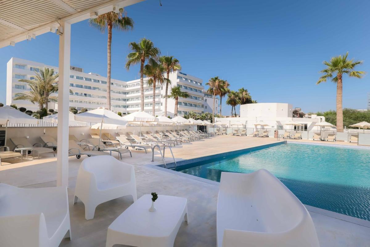 Tasia Maris Beach Hotel - Adults Only - Housity