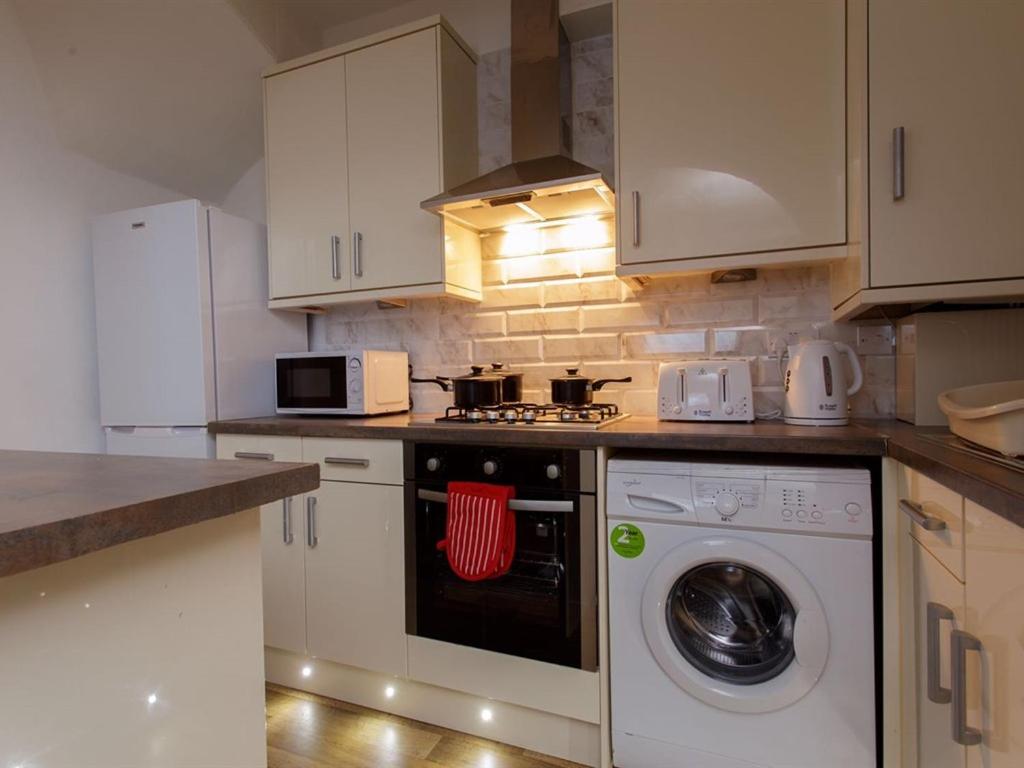 Shaftesbury Apartment - Housity