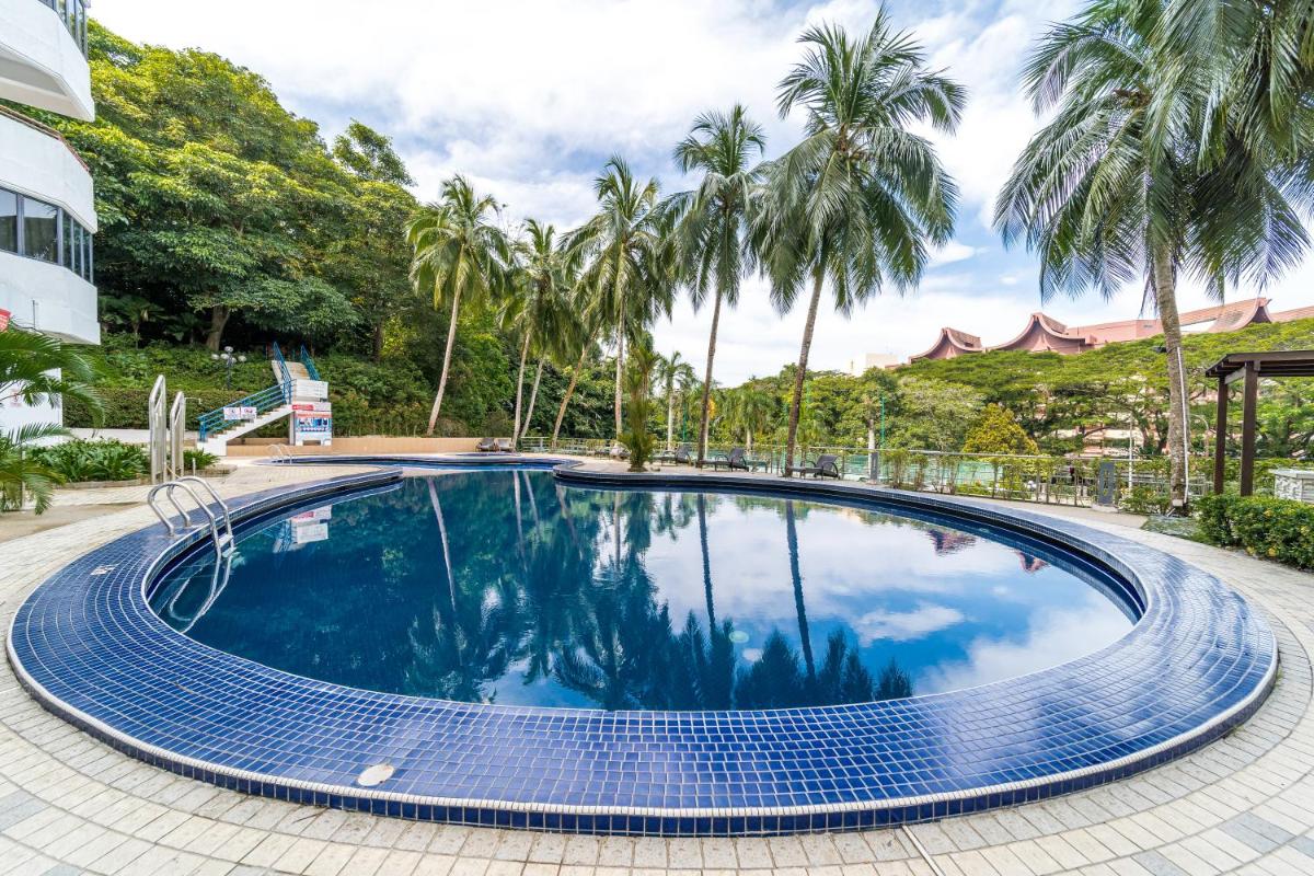 DELUXE Suite Seaview Batu Ferringhi 2304 - 2 Rooms - Housity