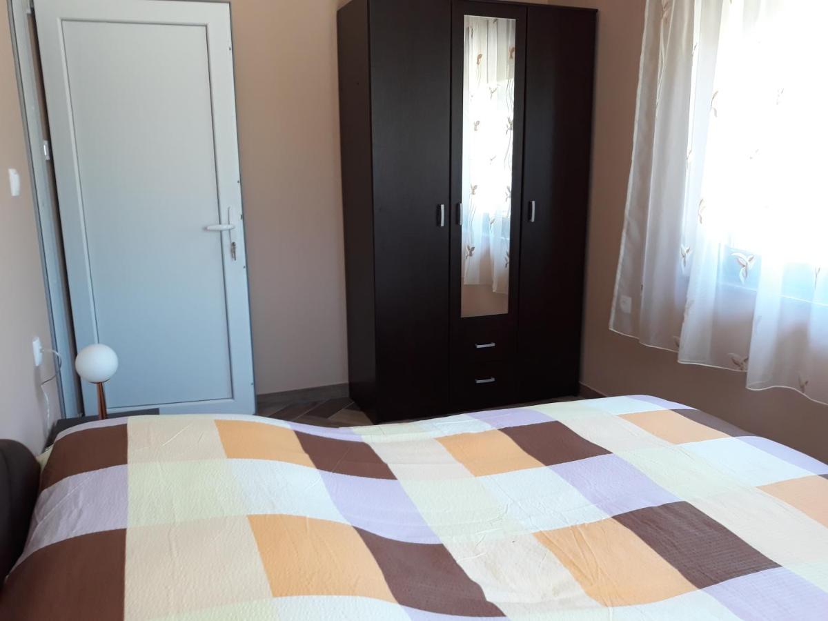 Andi Apartman - Housity