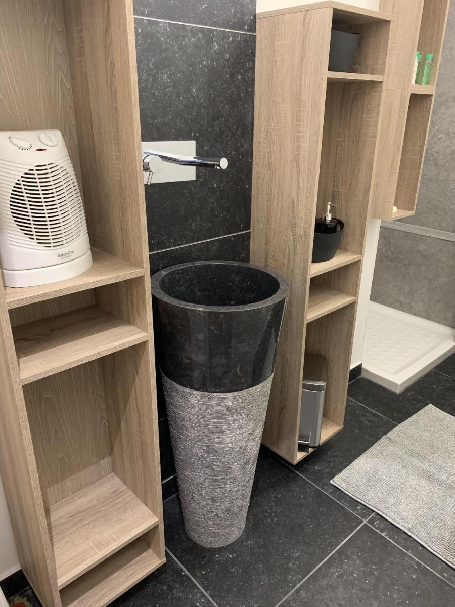 Théâtre Sinne Luxury Apartement - Housity