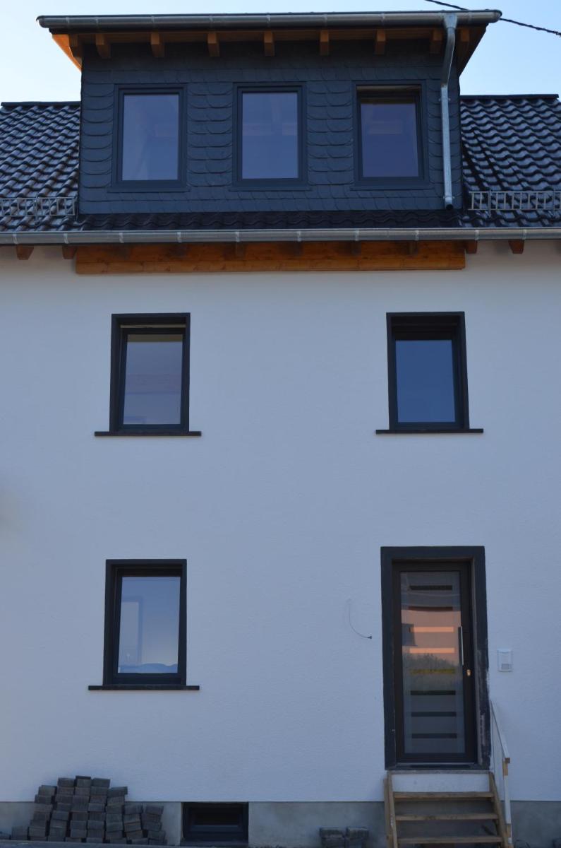 Beim Hooch. Lisbeth - Housity