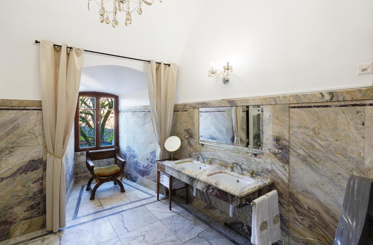 Suitetrails - Antique apartment in the XV century Castle