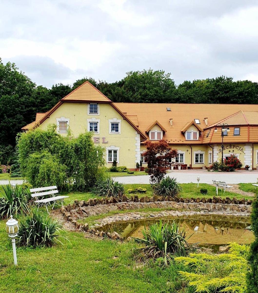 Hotel Magnat - Housity