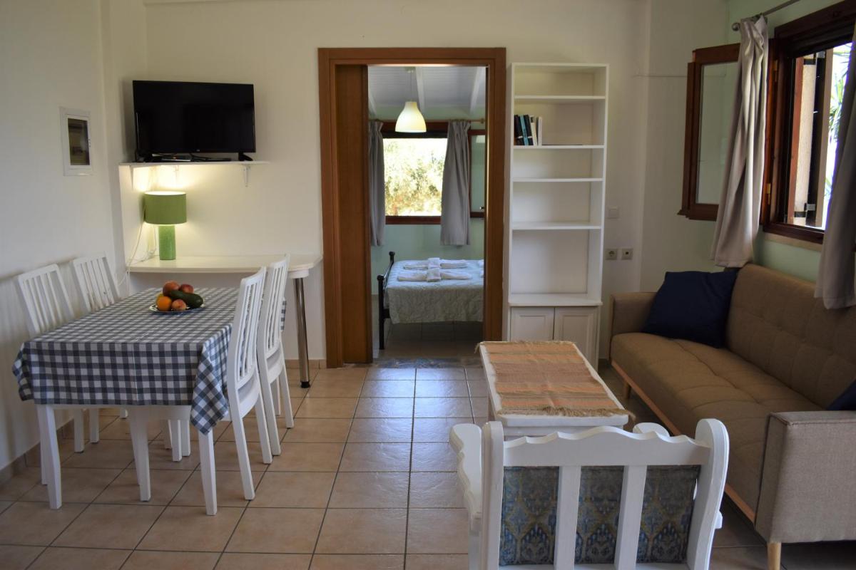 Vaia Villas - Housity