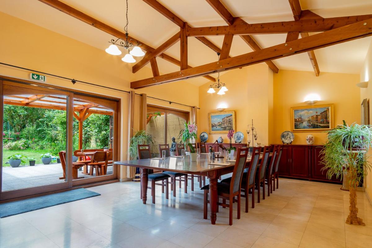 La Hacienda - Housity