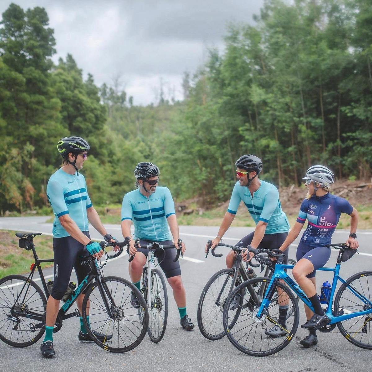 Andar de bicicleta em FeelViana Sport Hotel ou nos arredores