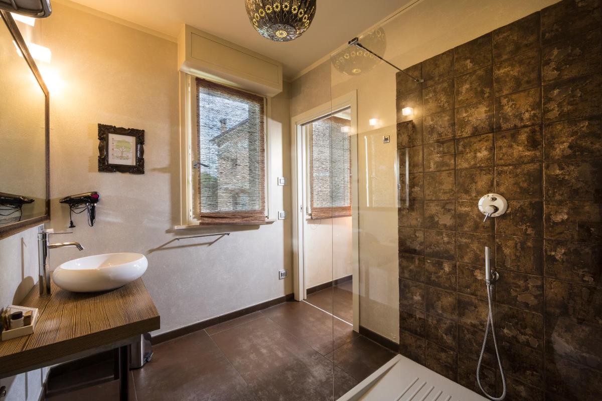 La Villa Desenzano - Housity