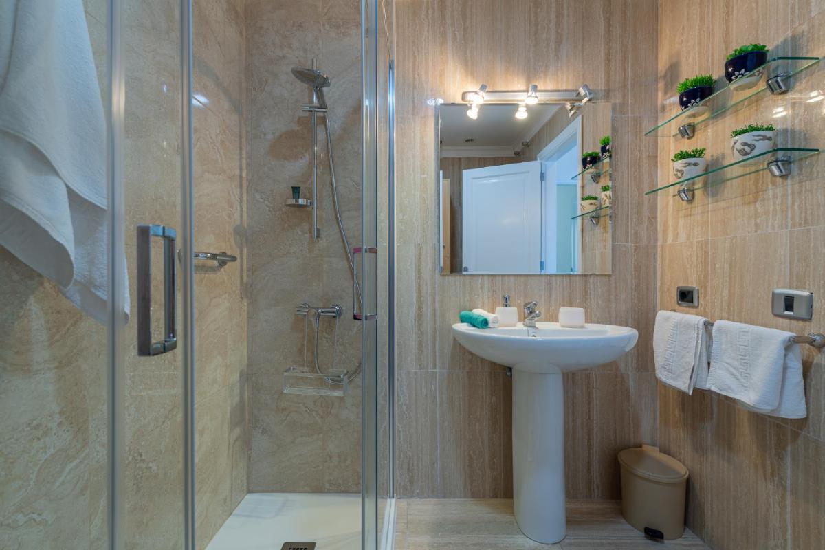 Deisy Apartments - Housity