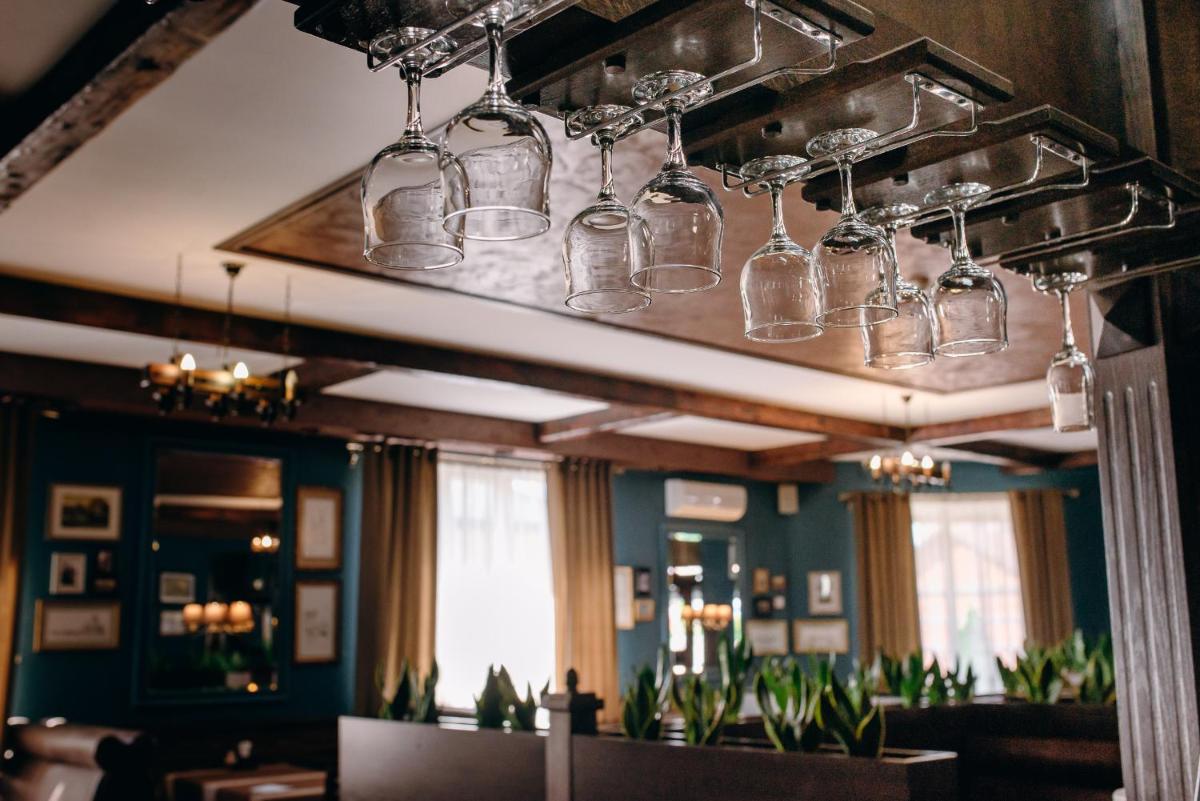 Suitetrails - Globus Hotel
