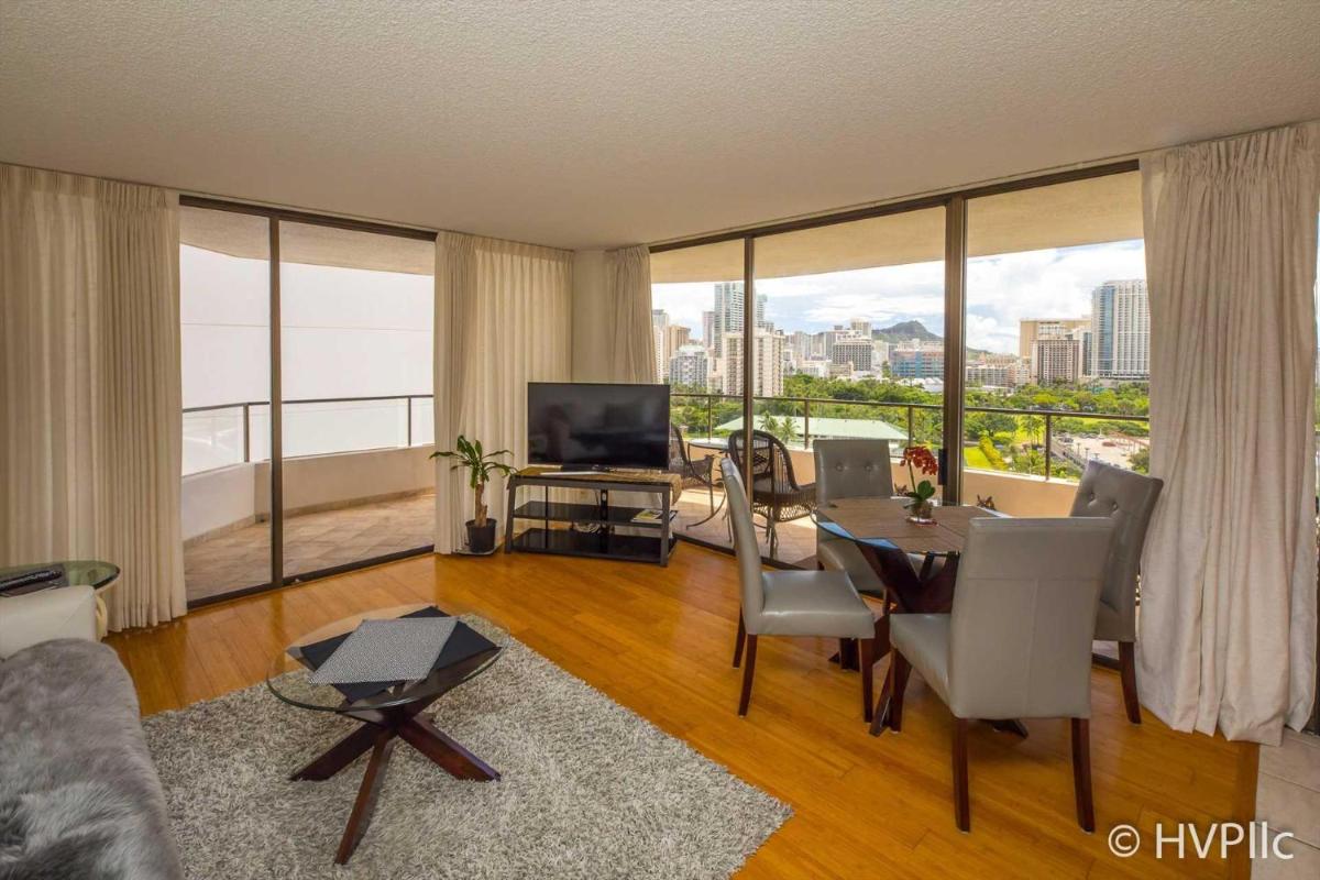 Canterbury Place 16D - Housity