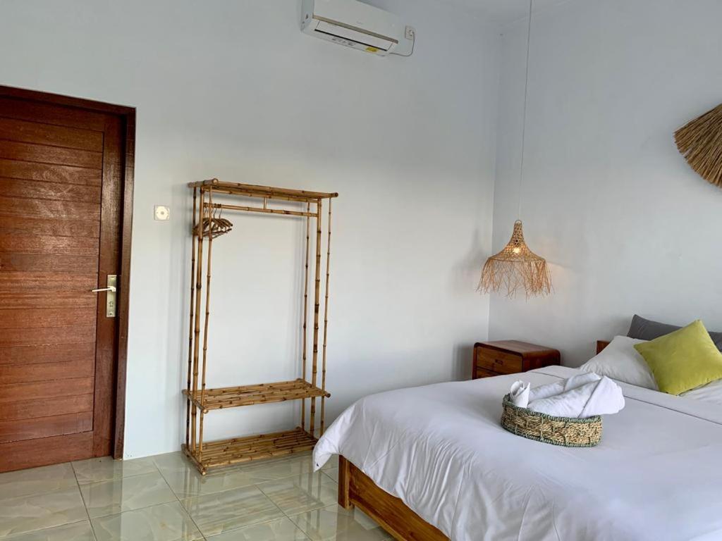 Pratama Guest House - Housity