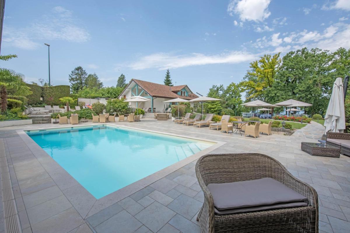 Piscine de l'établissement Villa Cécile ou située à proximité