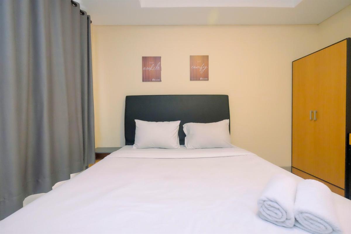 Studio Kebayoran Icon Apartment near Gandaria City Mall By Travelio - Housity