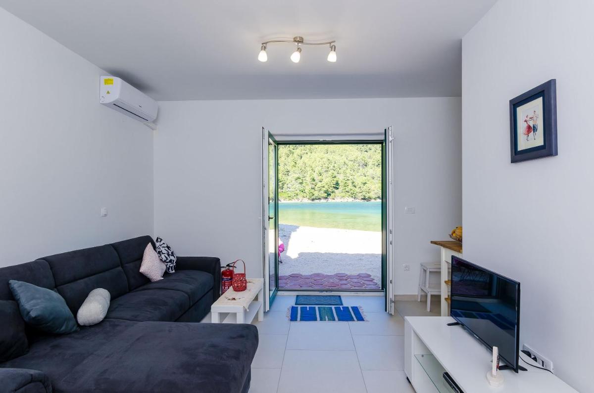 Holiday Home Barbara - Housity